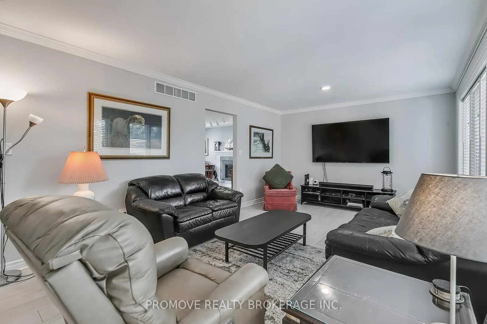 137 Lou's Boulevard