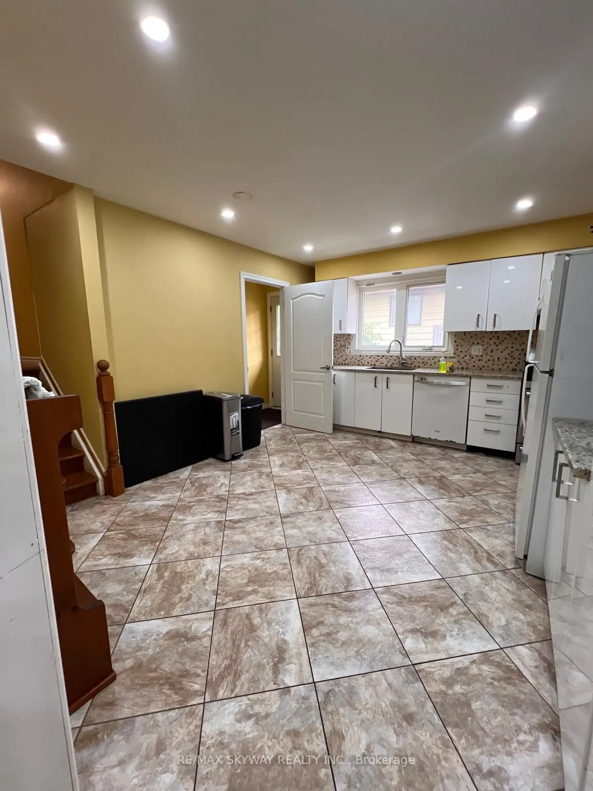 162 Cedarwoods Crescent