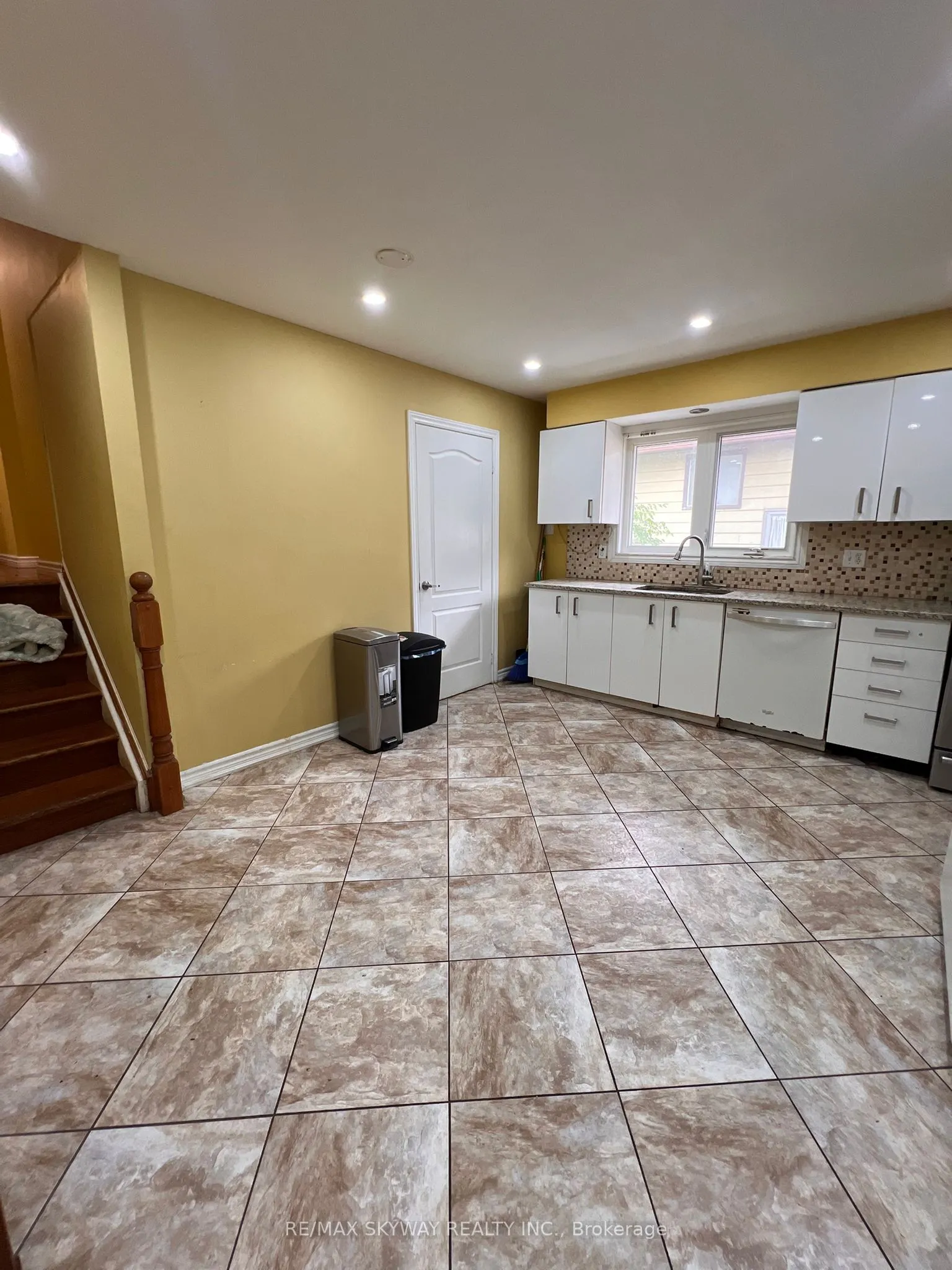 162 Cedarwoods Crescent