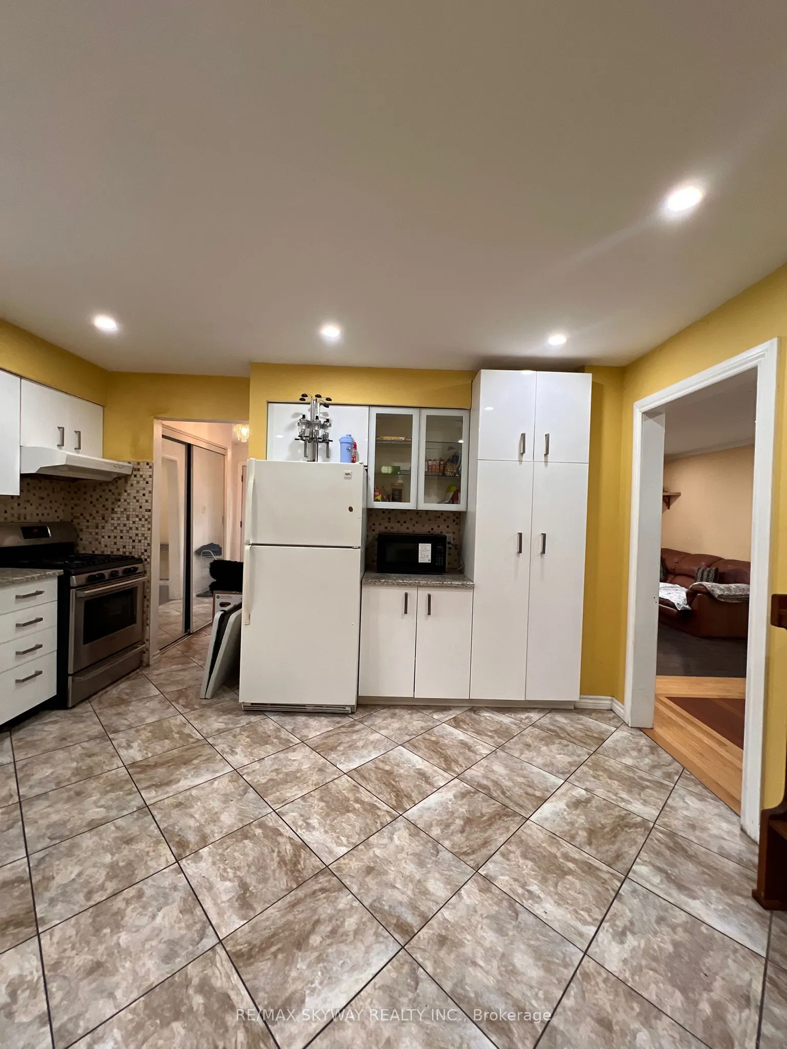 162 Cedarwoods Crescent