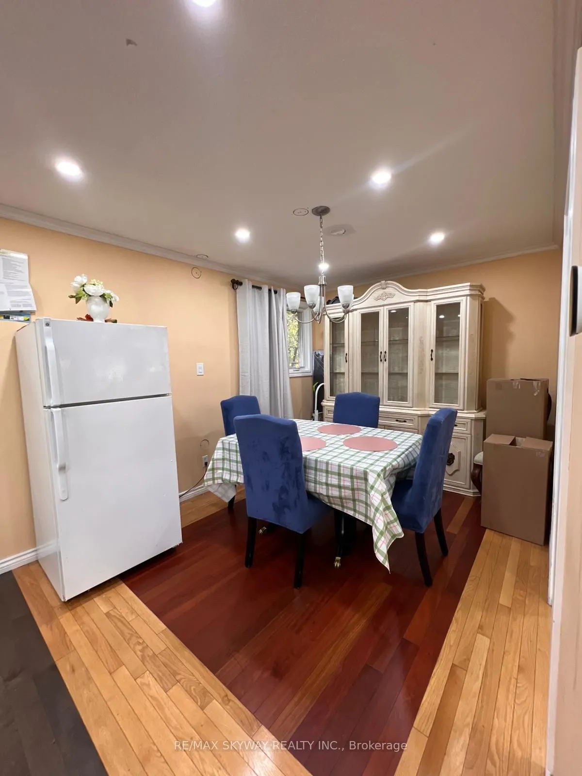 162 Cedarwoods Crescent