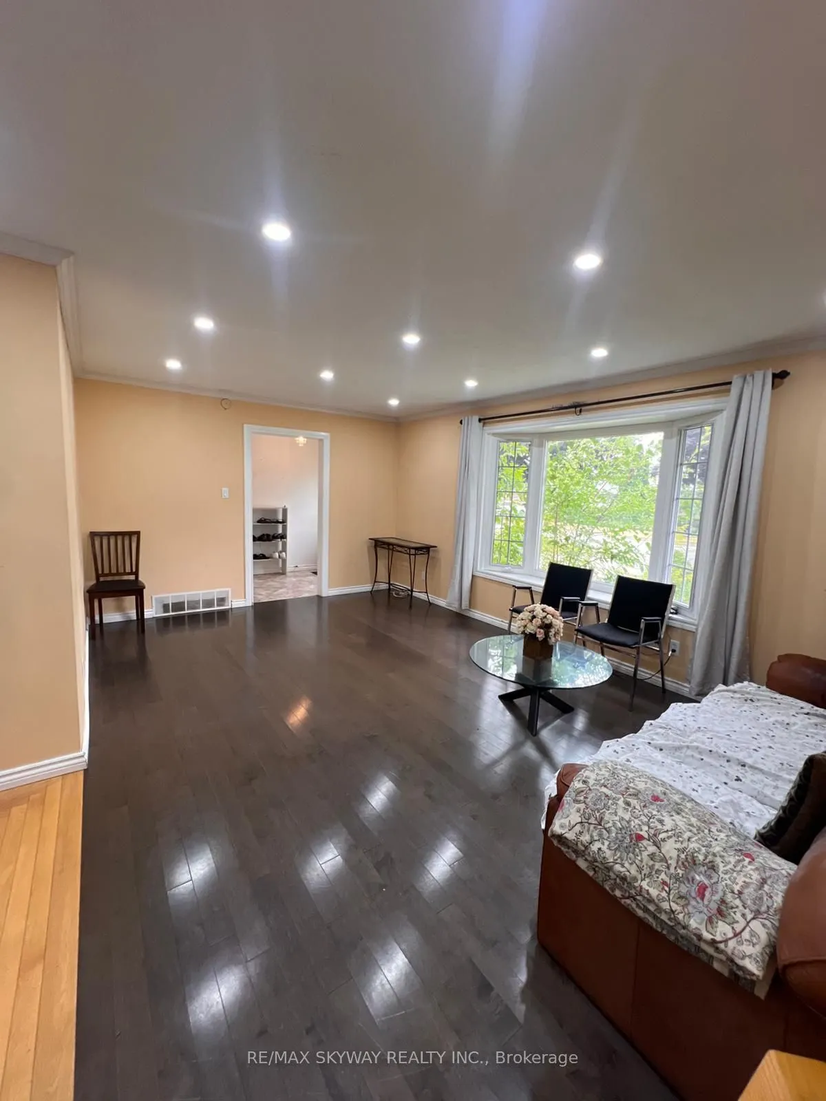 162 Cedarwoods Crescent