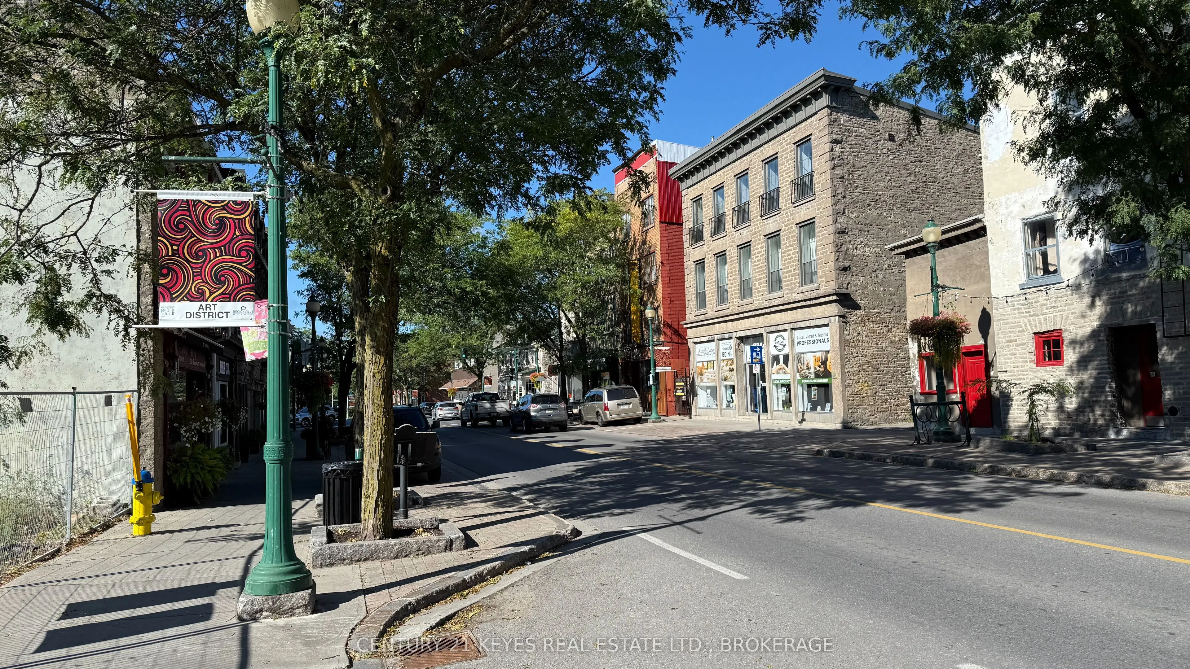205 King Street W