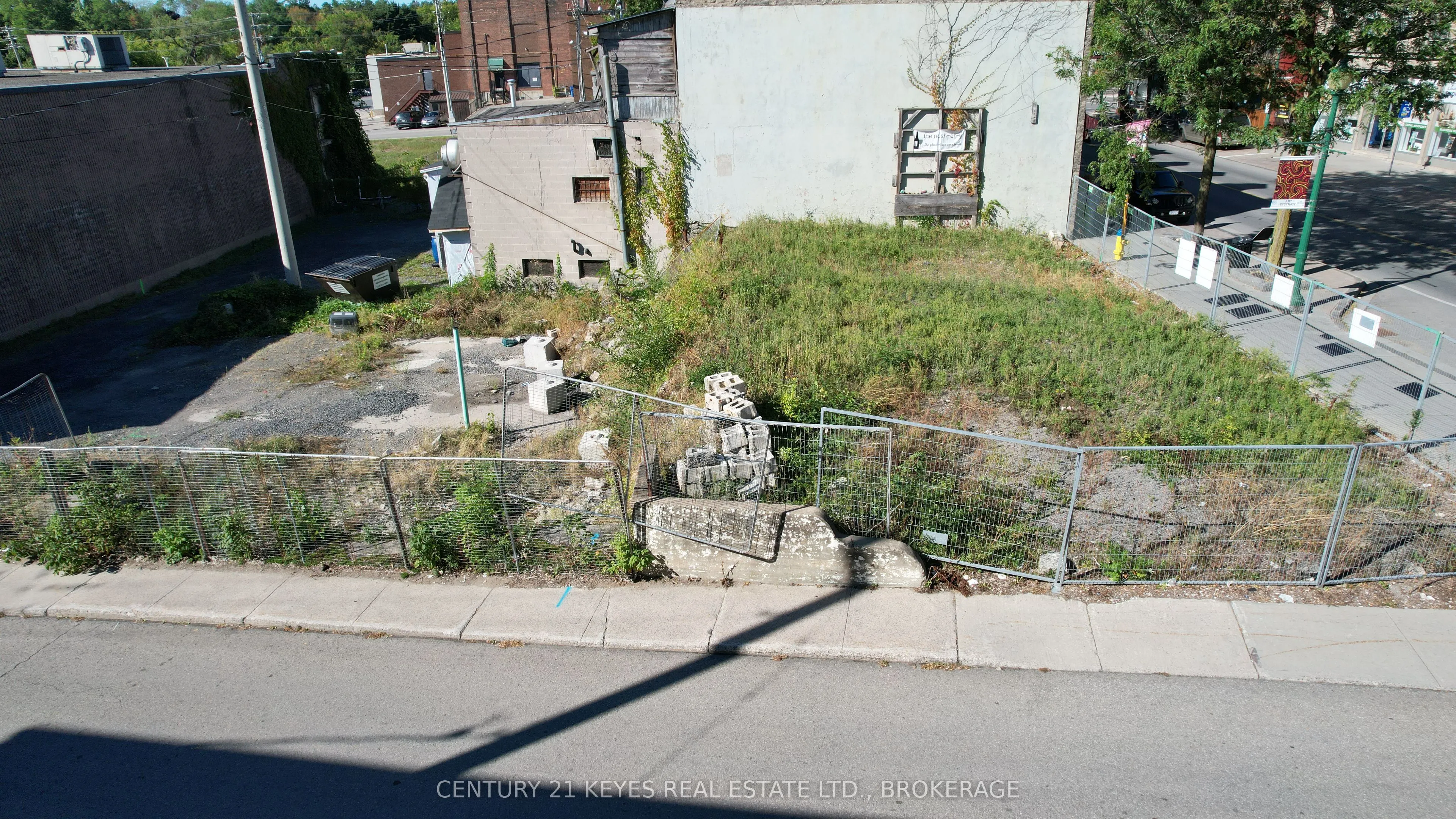 205 King Street W