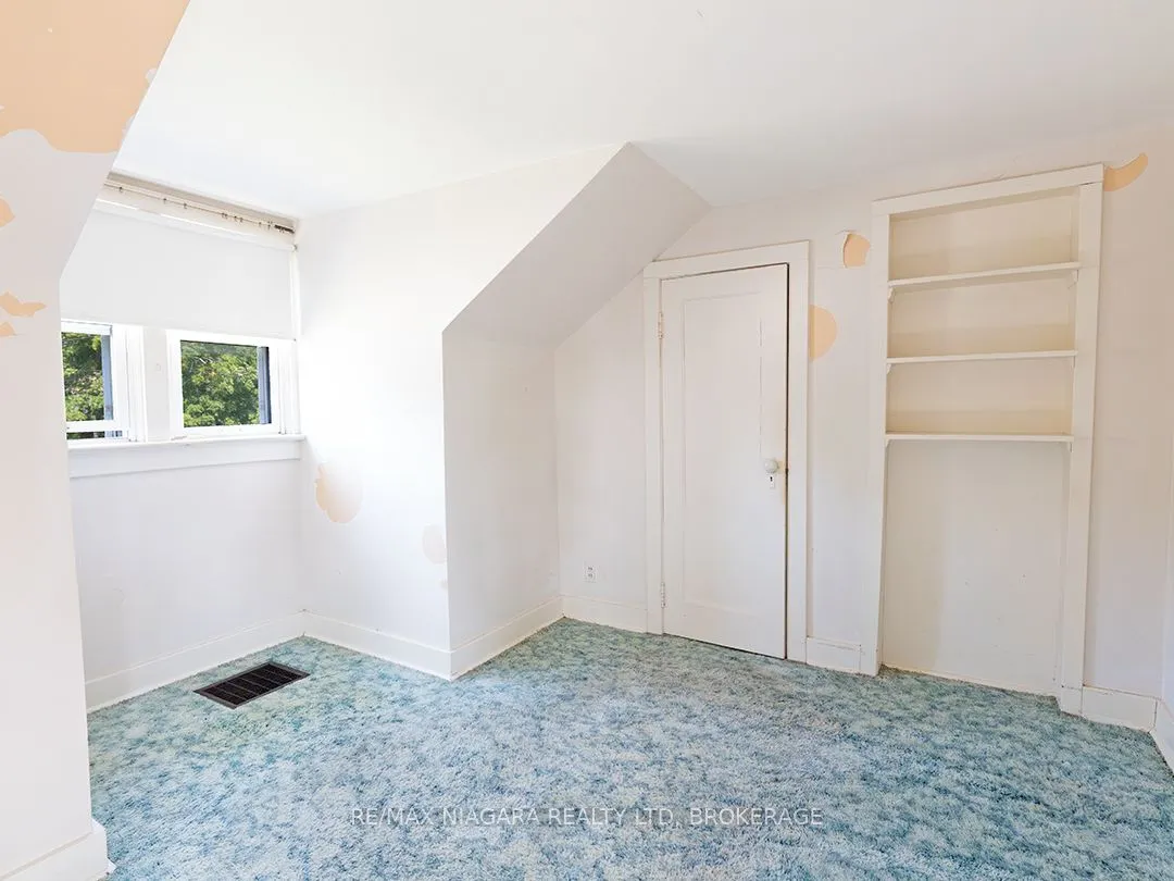 29 Rosemount Avenue