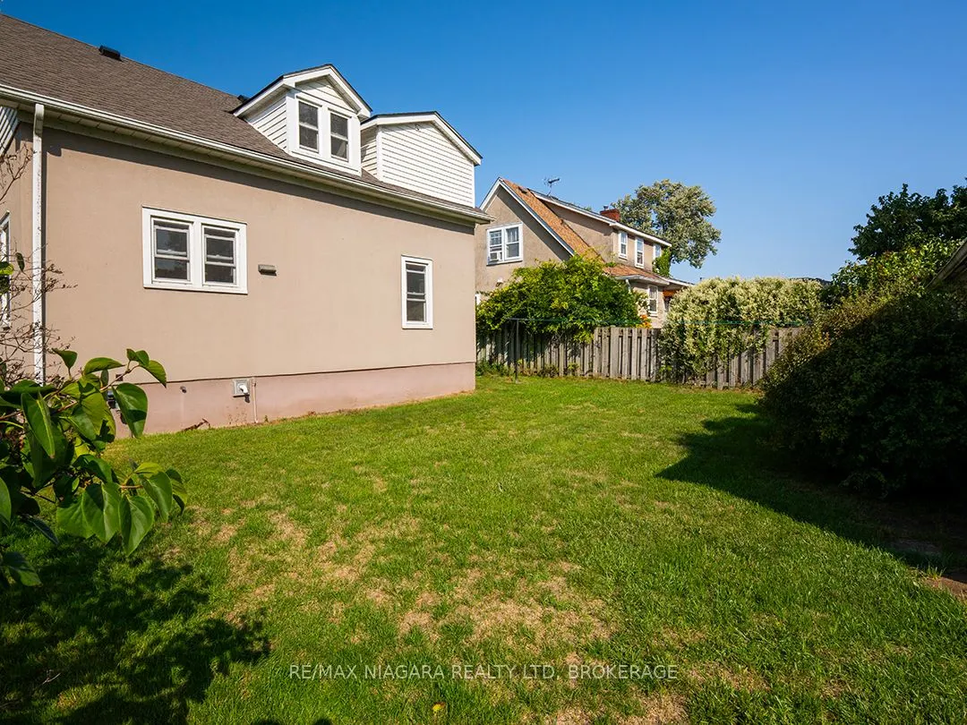 29 Rosemount Avenue