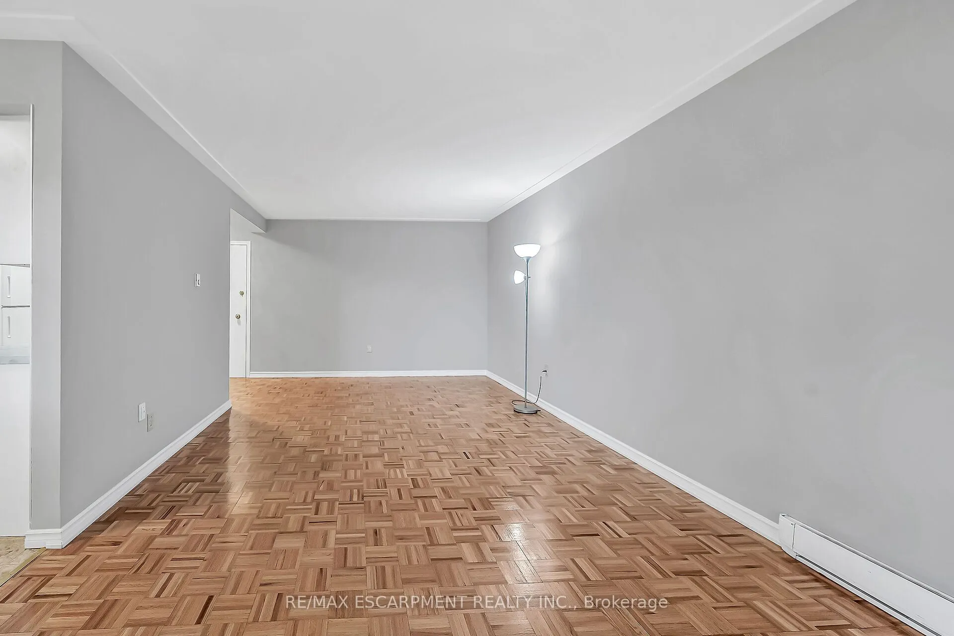 11 Woodman Drive S, #103