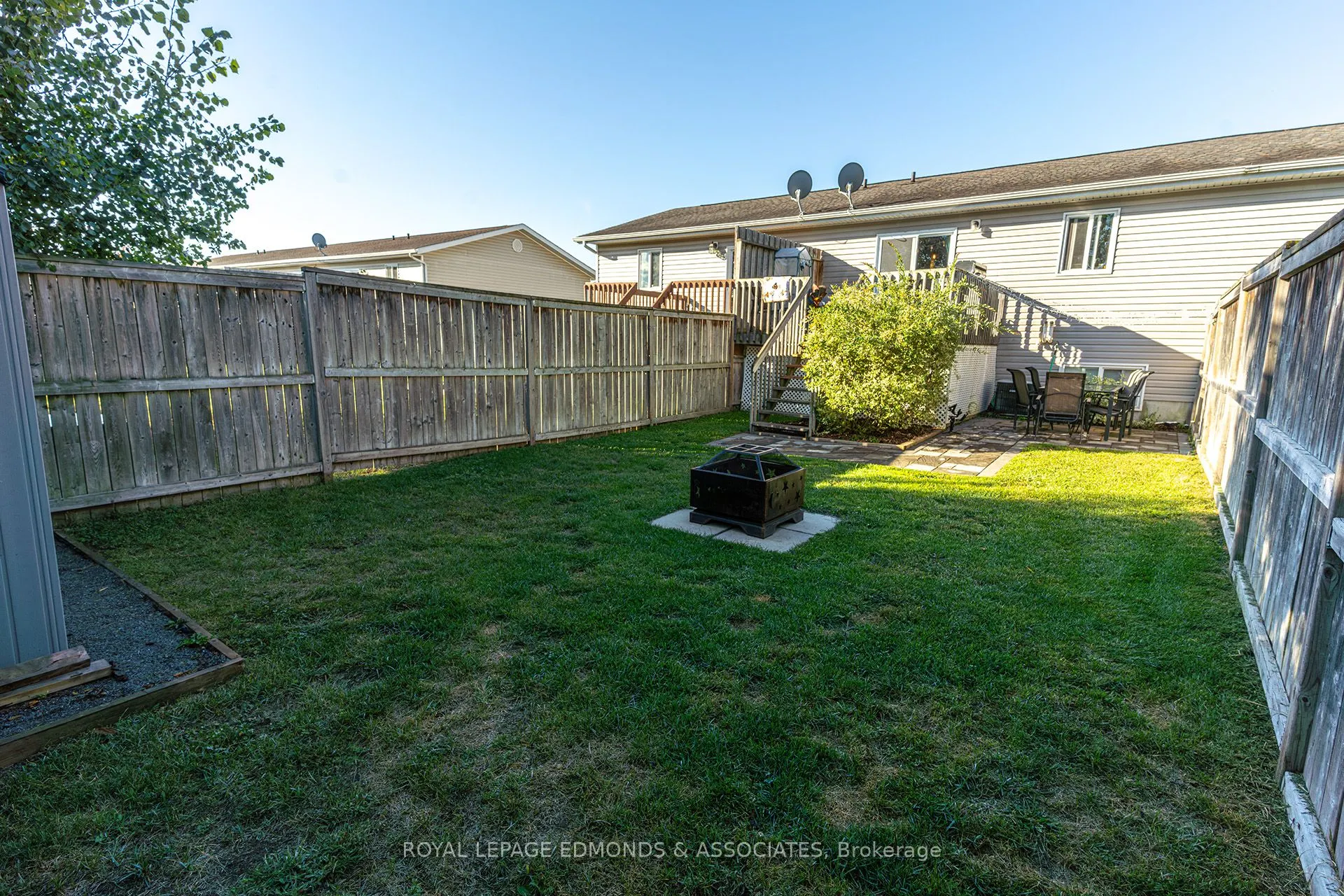 22 Renfrew Street