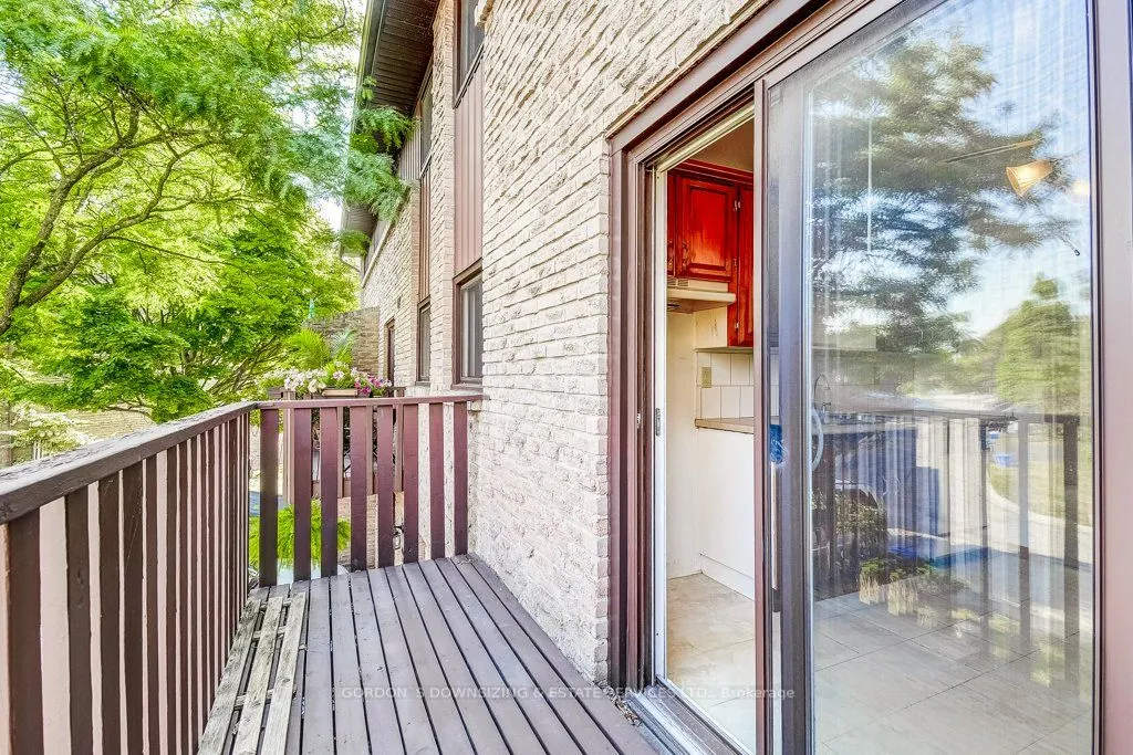 1250 Limeridge Road E, #23