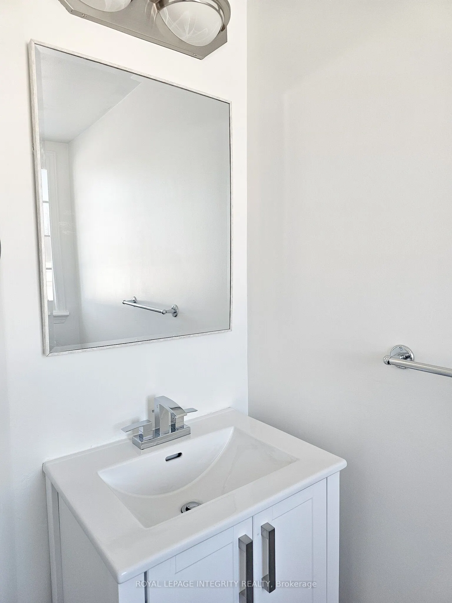 90 Edenvale Drive, #219
