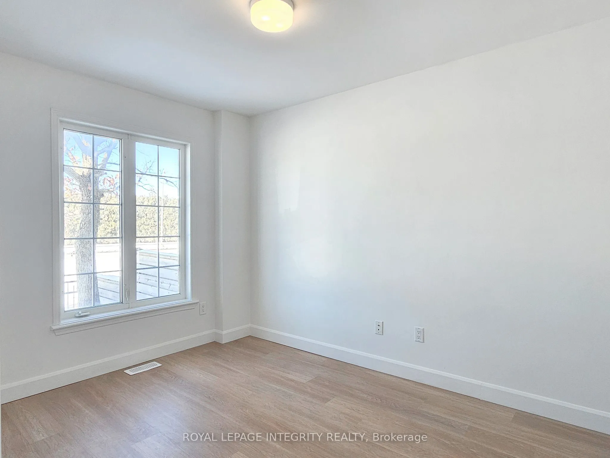 90 Edenvale Drive, #219