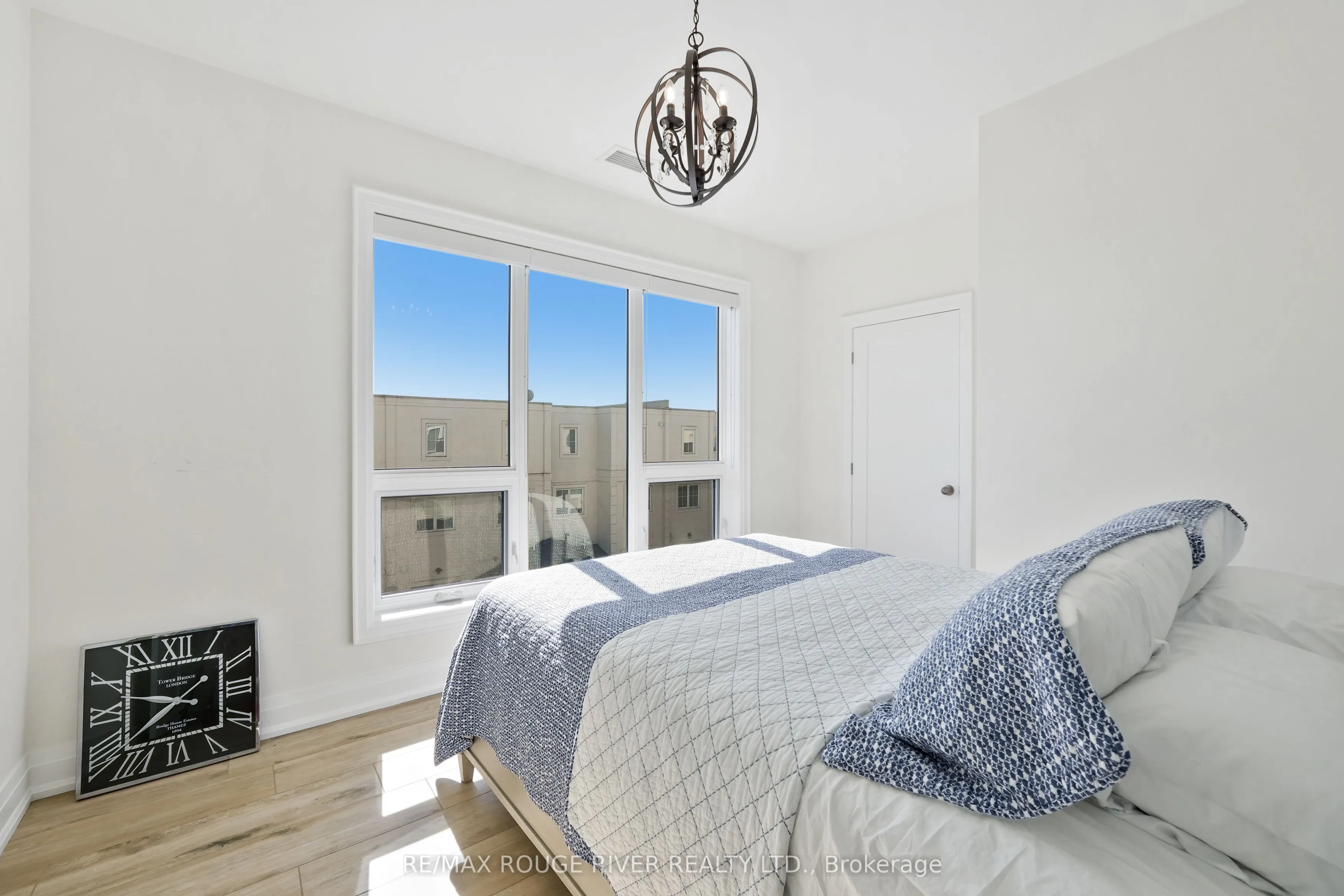 169 Division Street, #301