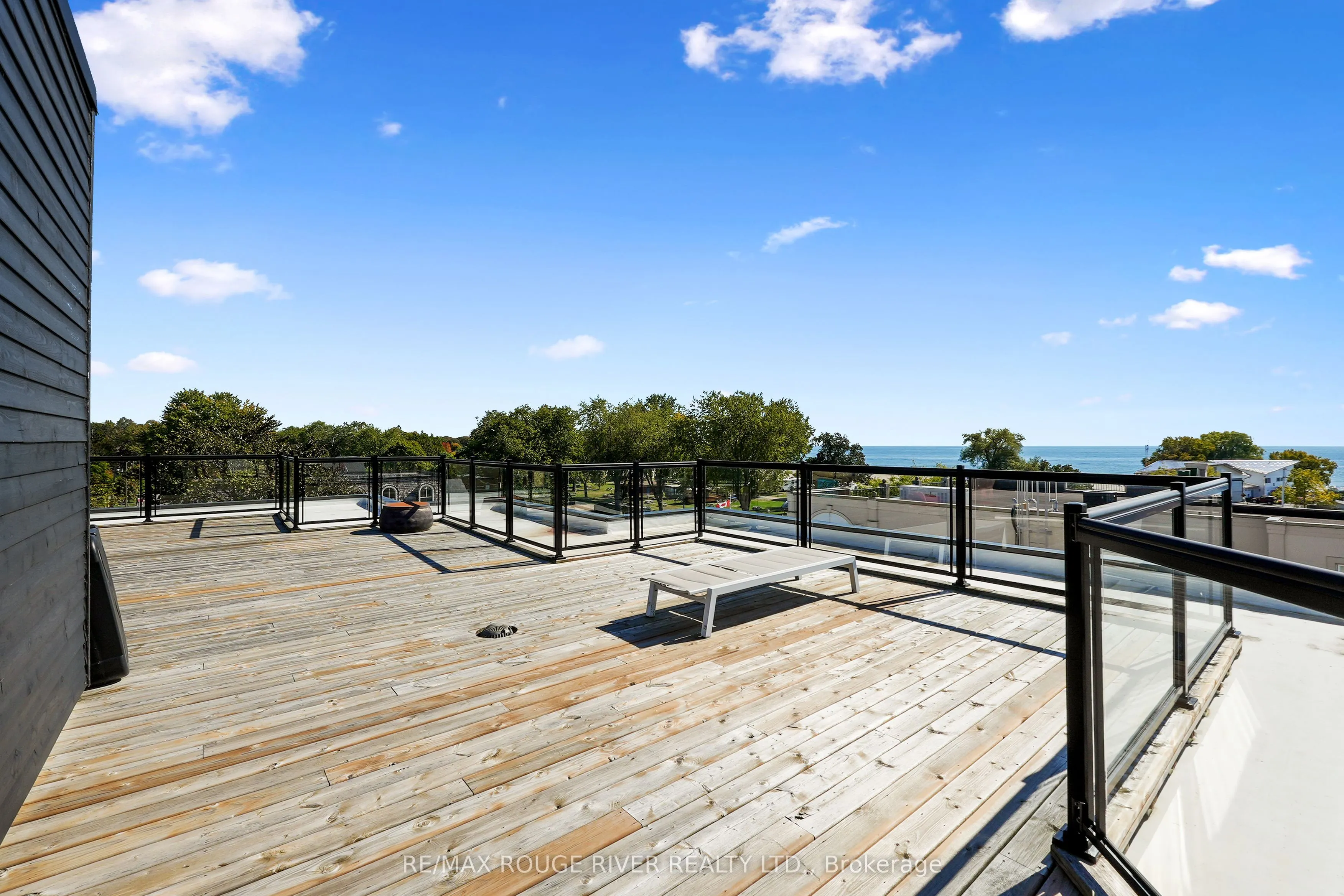 169 Division Street, #301