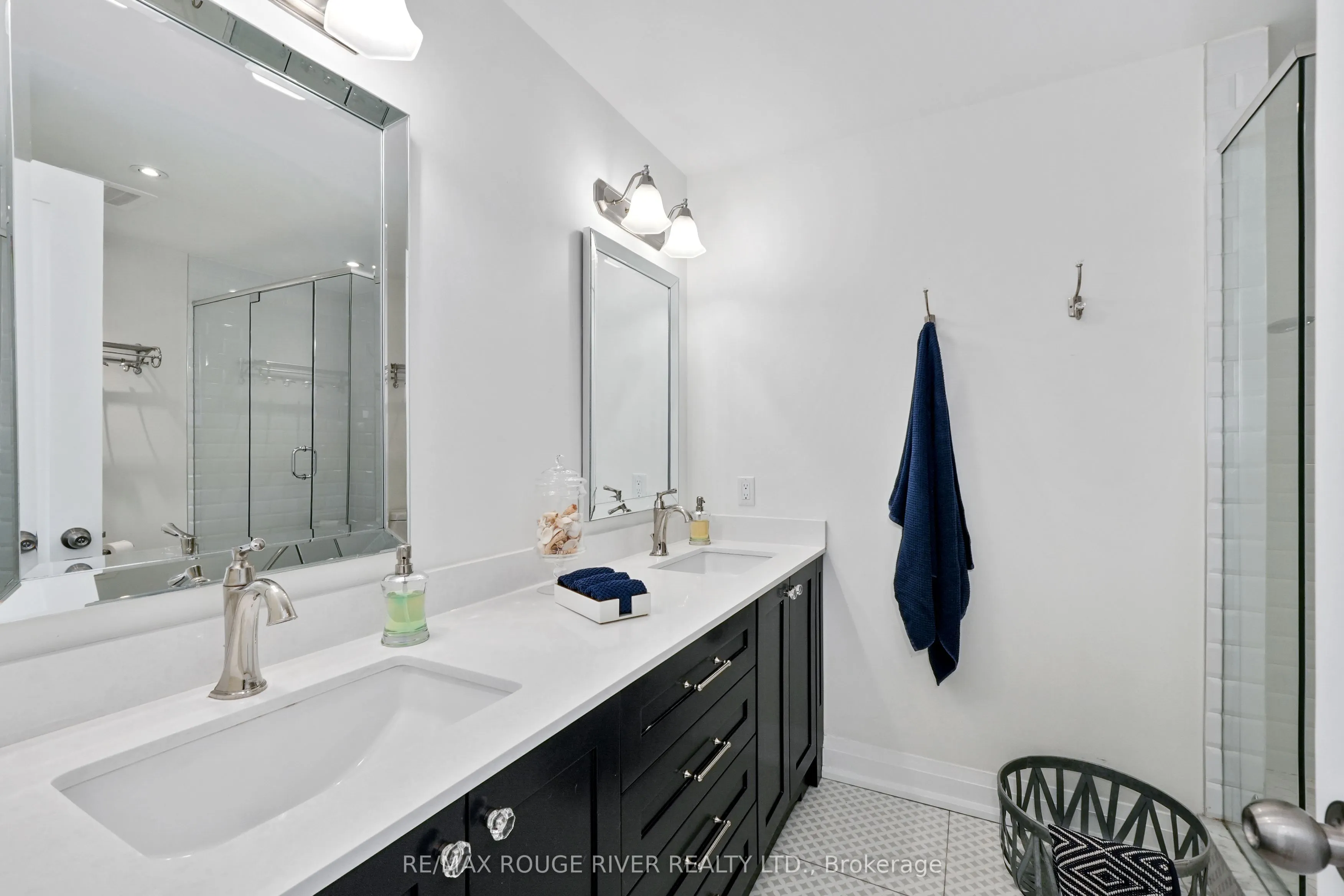 169 Division Street, #301