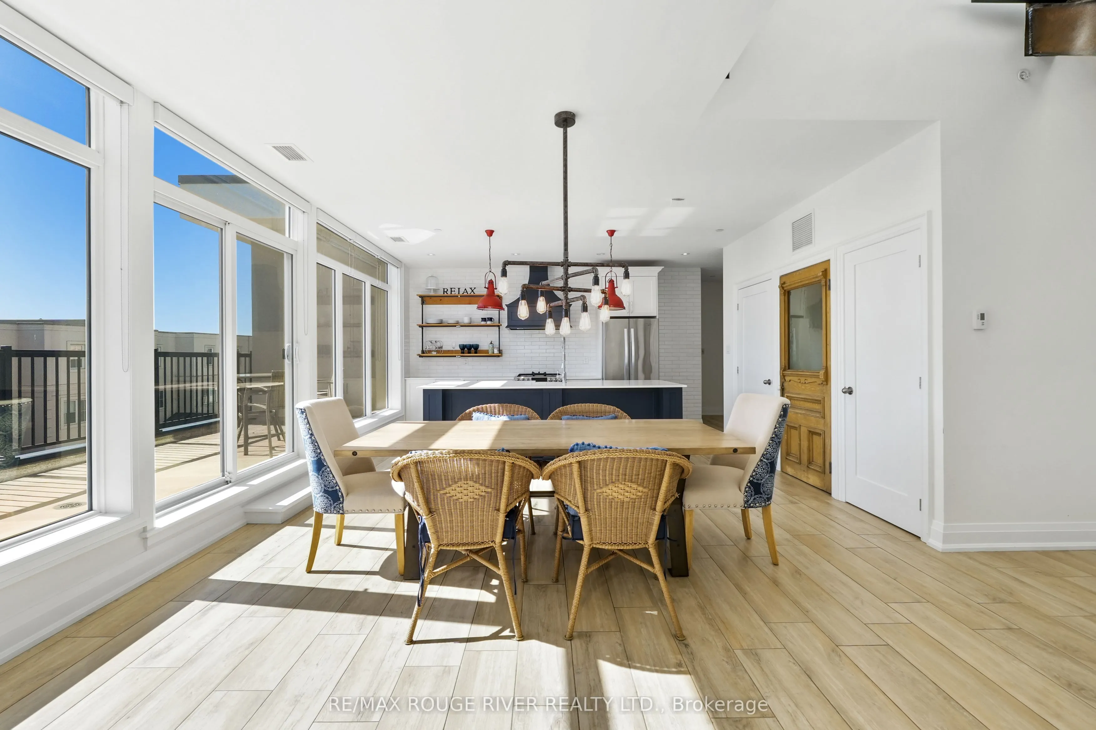 169 Division Street, #301