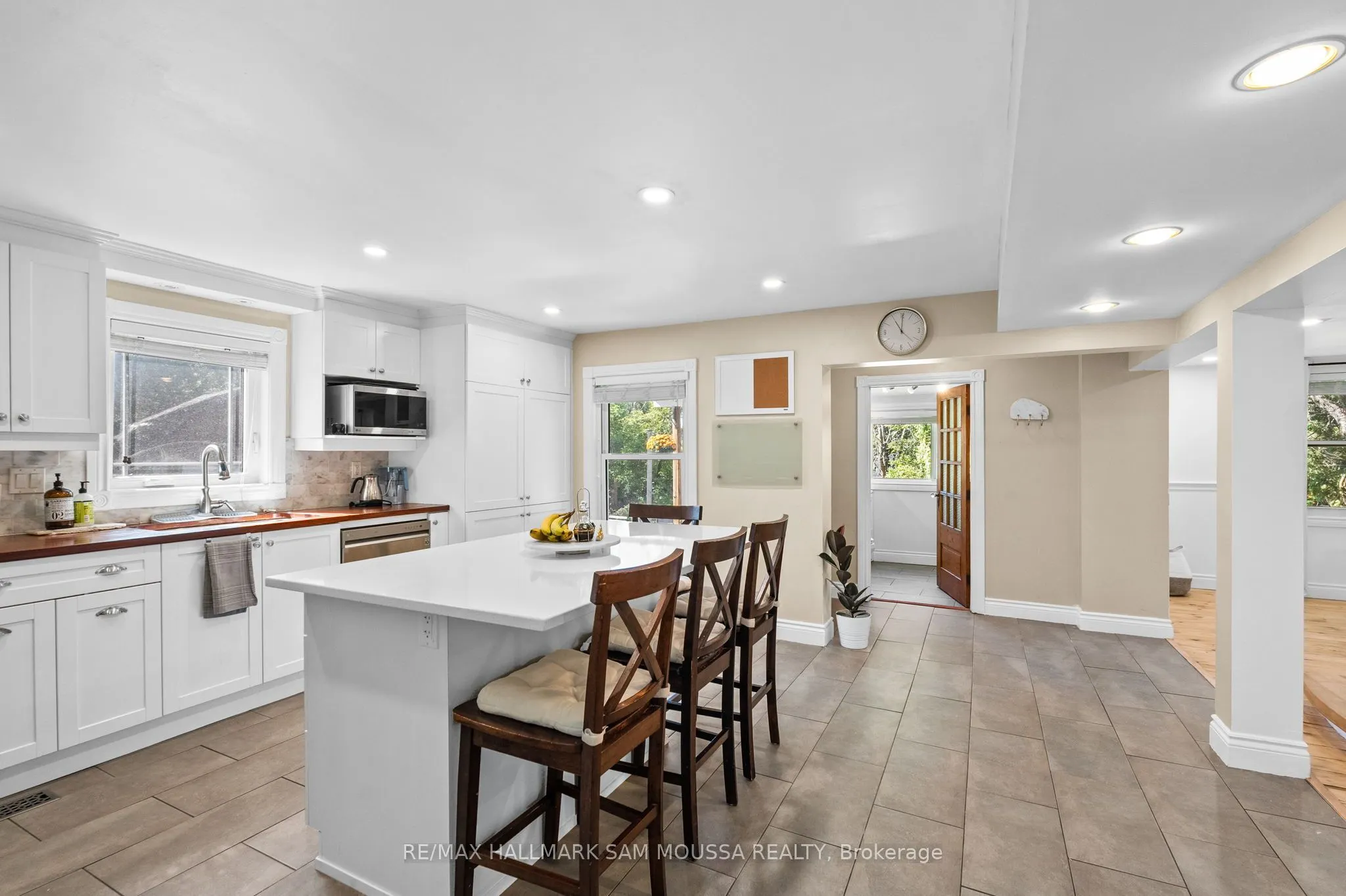 4968 Thunder Road