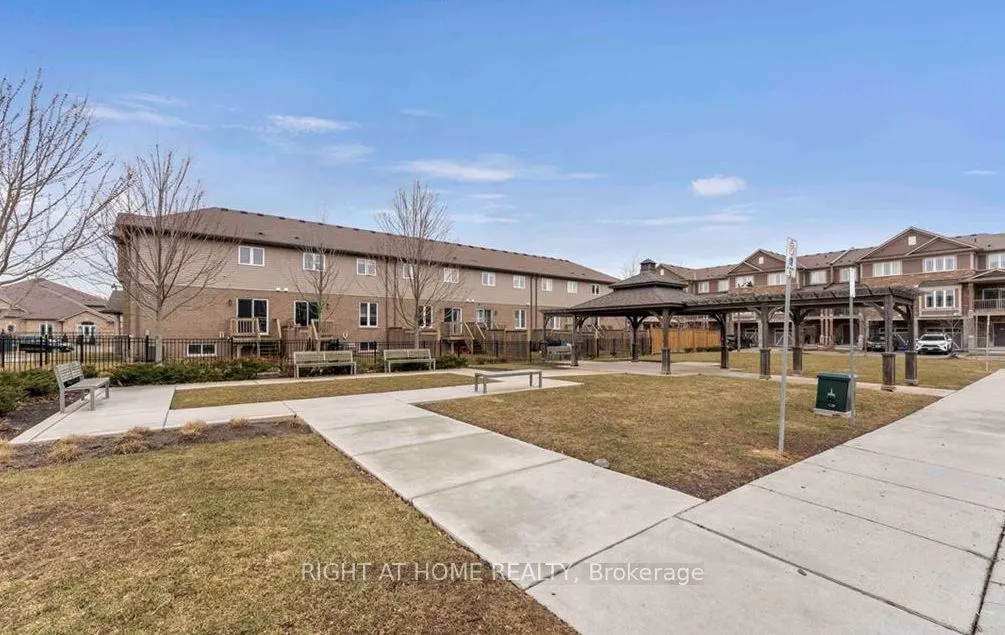 38 Bloom Crescent