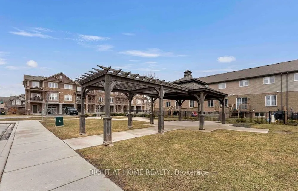 38 Bloom Crescent