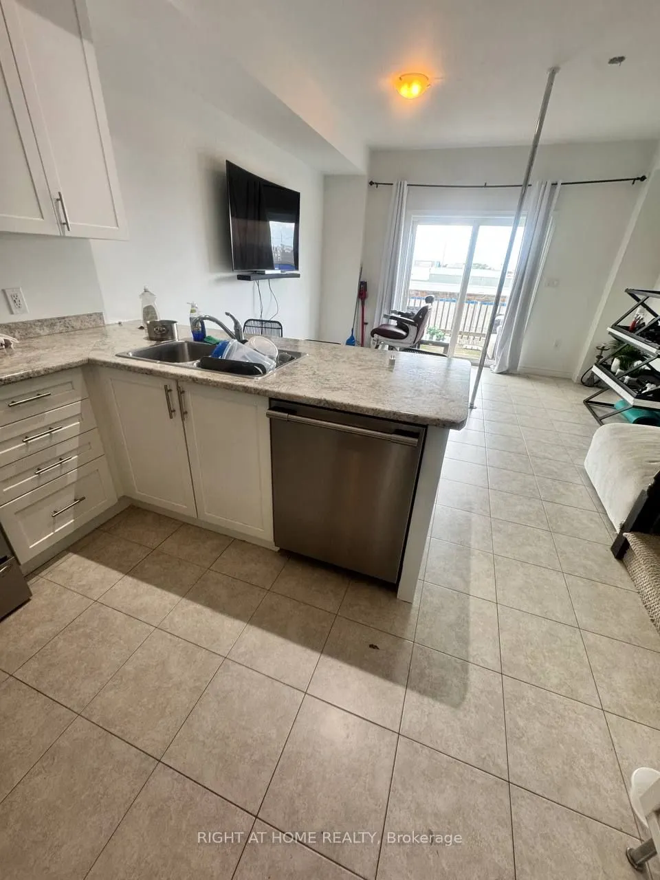 38 Bloom Crescent