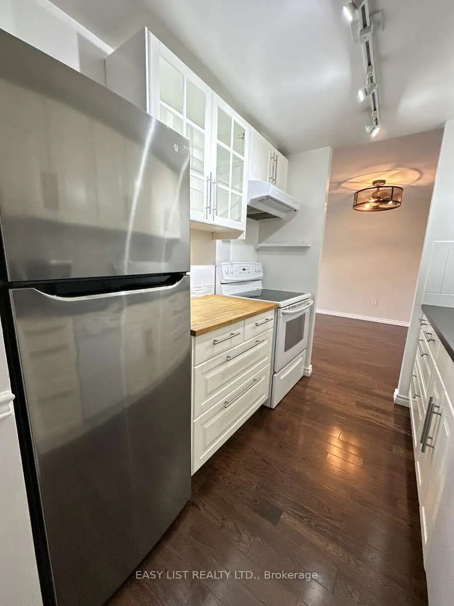 1177 Belanger Avenue, #305