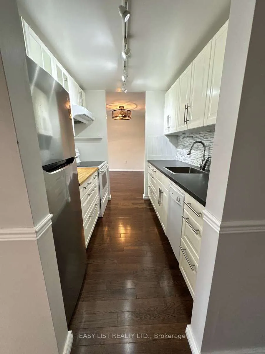 1177 Belanger Avenue, #305