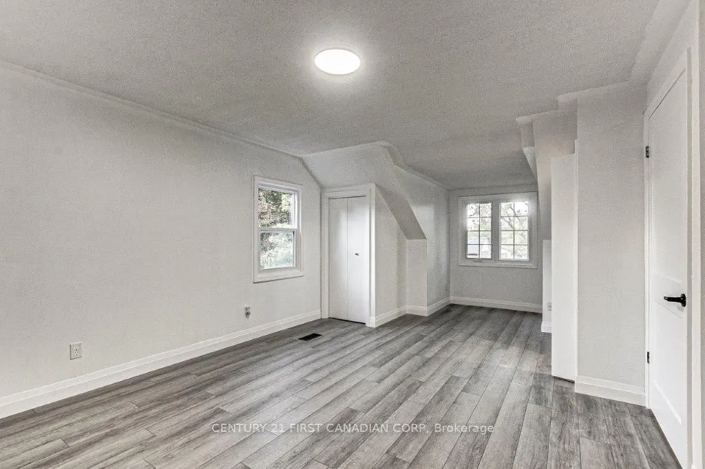 347 Thiel Street