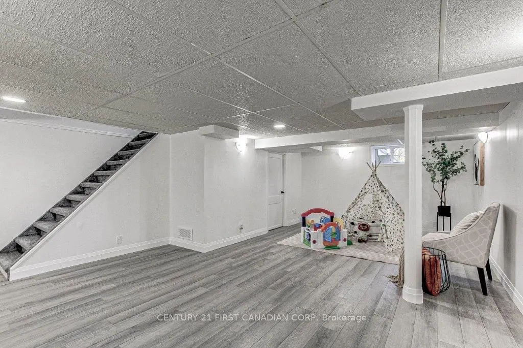 347 Thiel Street