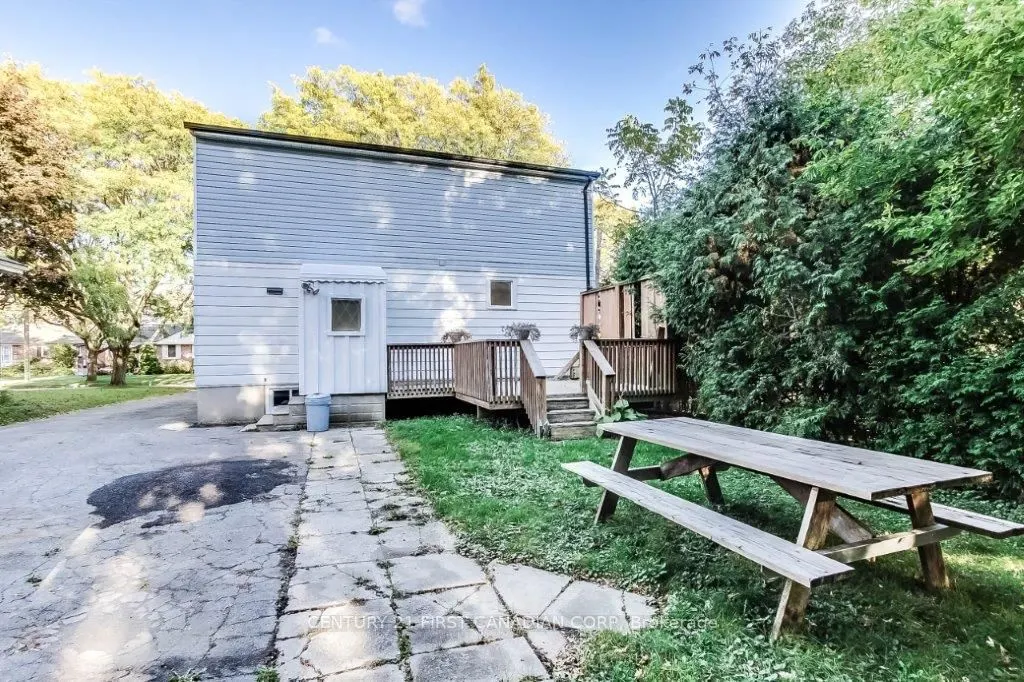 347 Thiel Street