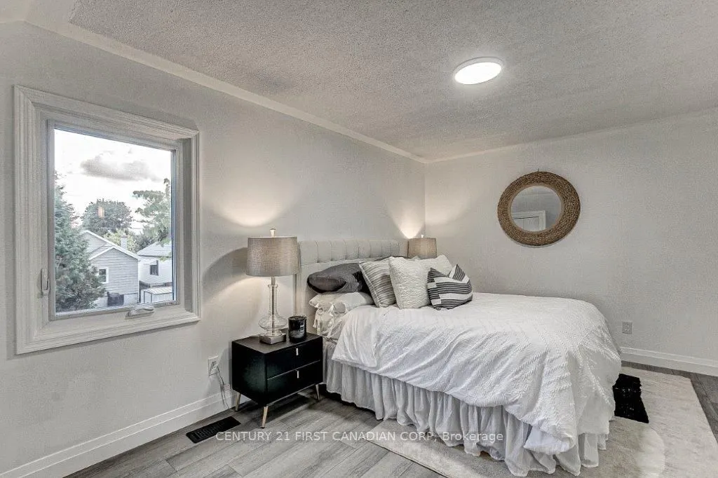 347 Thiel Street