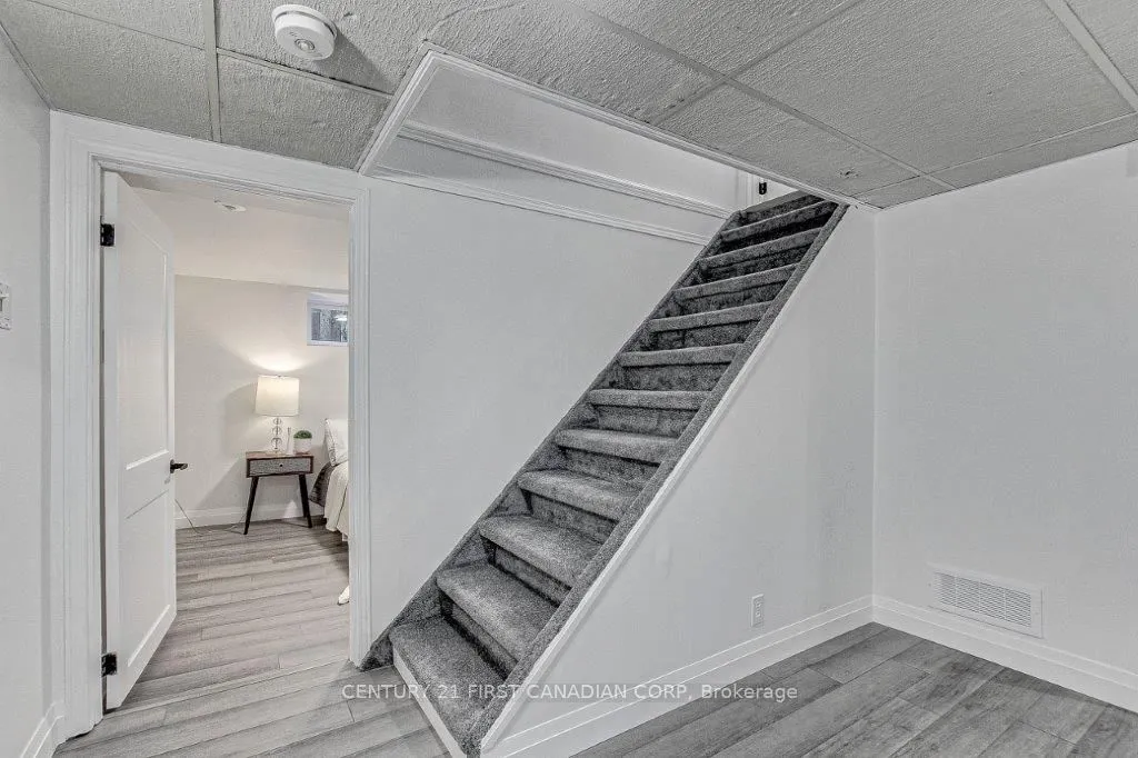347 Thiel Street