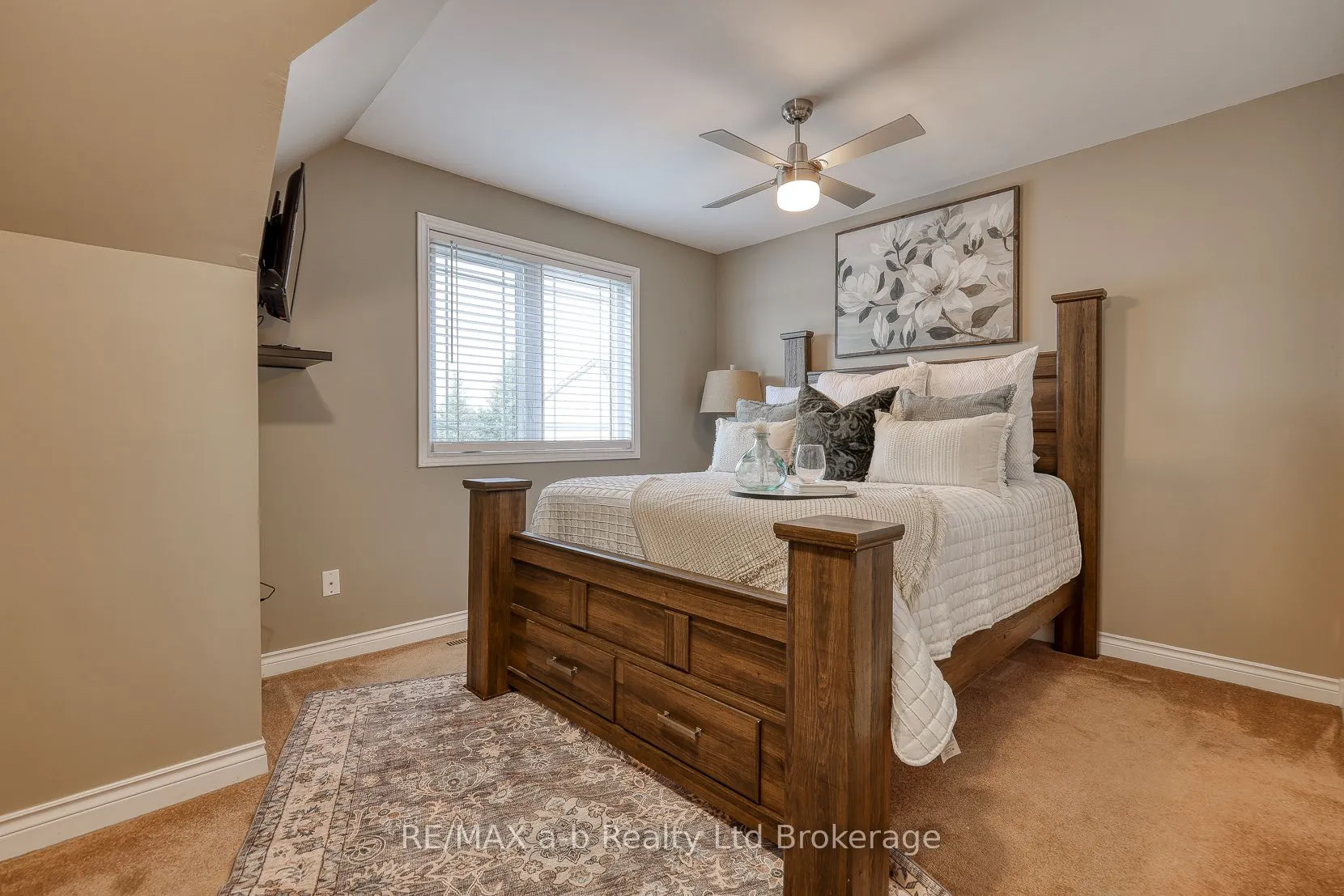 46 Conestoga Road, #10