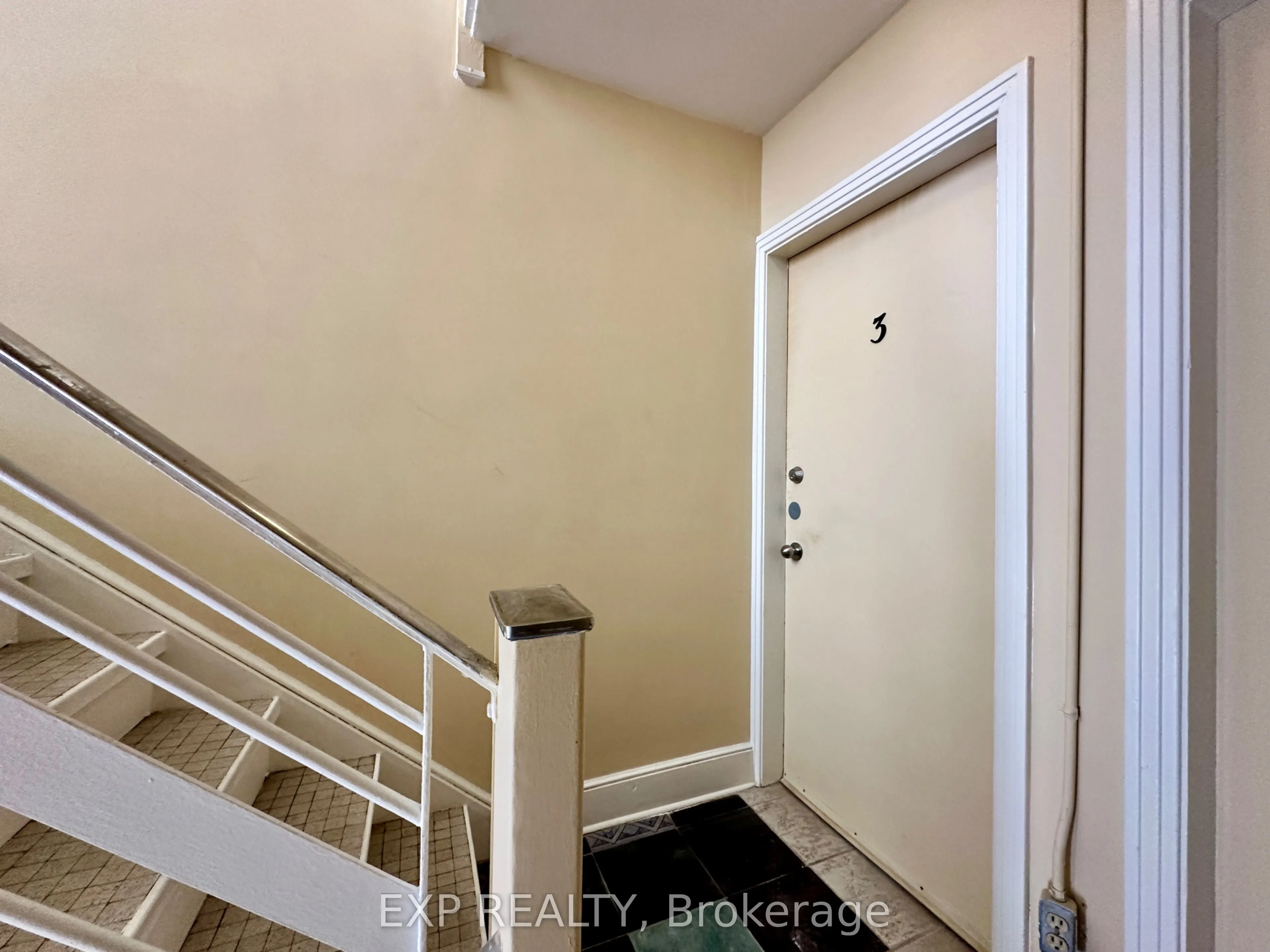 839 KIRKWOOD Avenue, #3