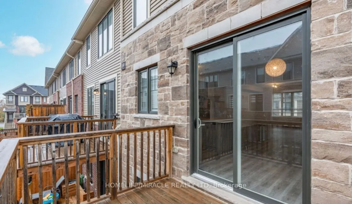 1890 Rymal Street E, #147