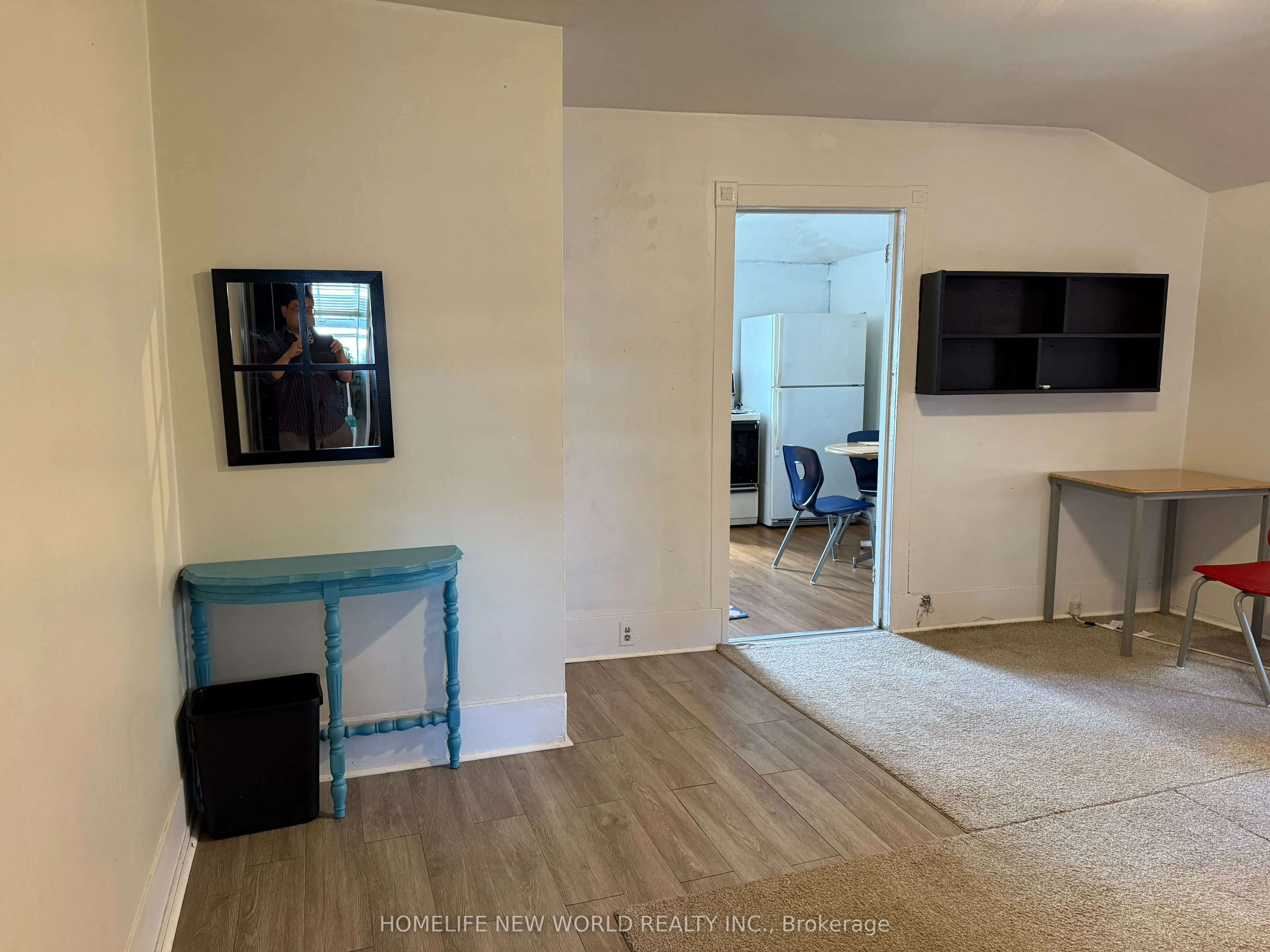 219 Hibernia Street, #Apt B