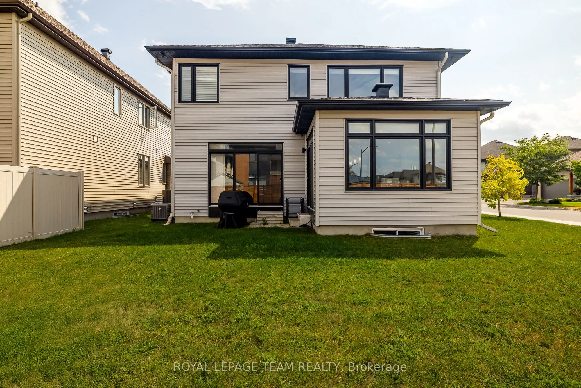 636 MISTWELL Lane