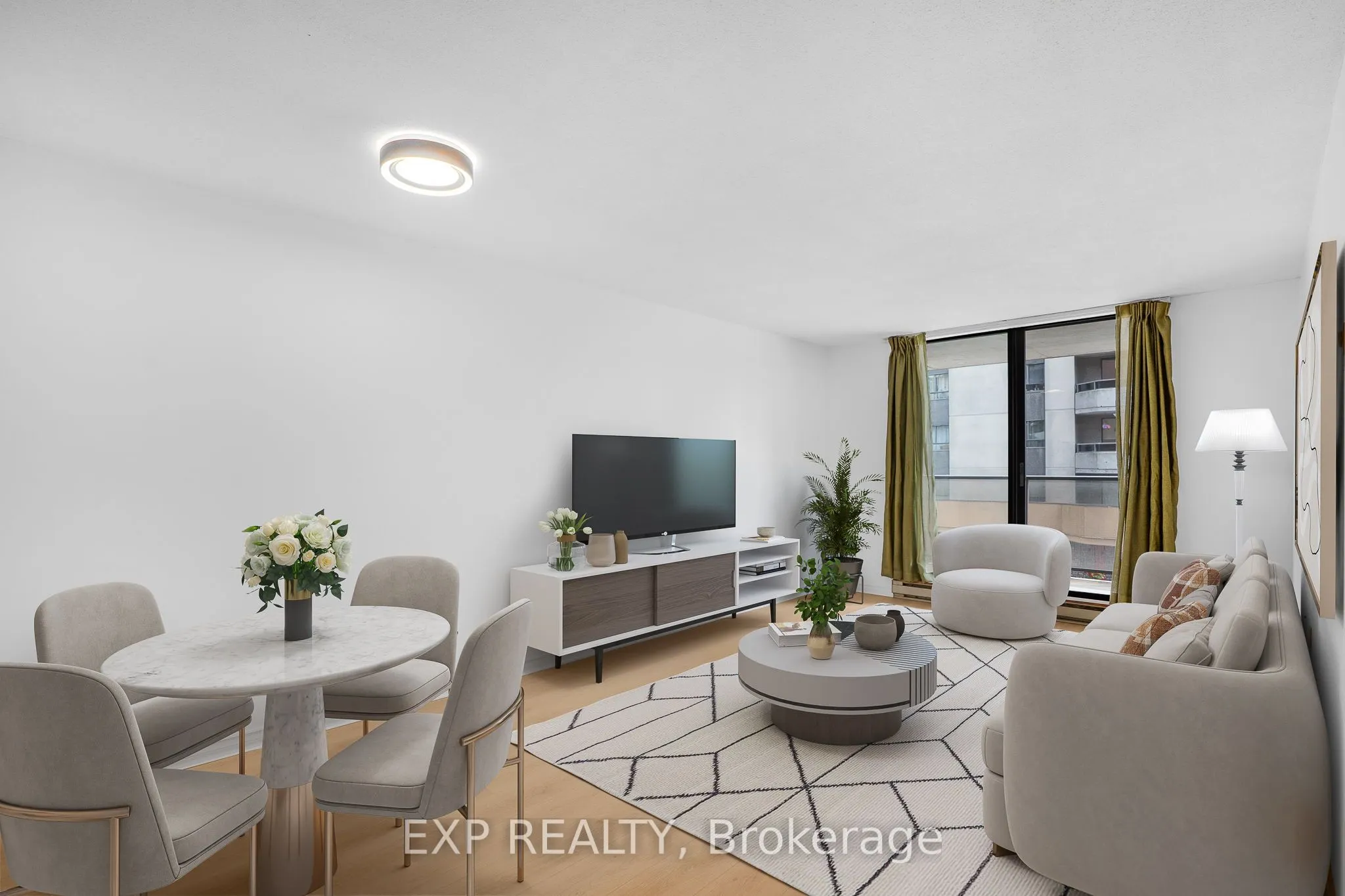475 Laurier Avenue W, #204