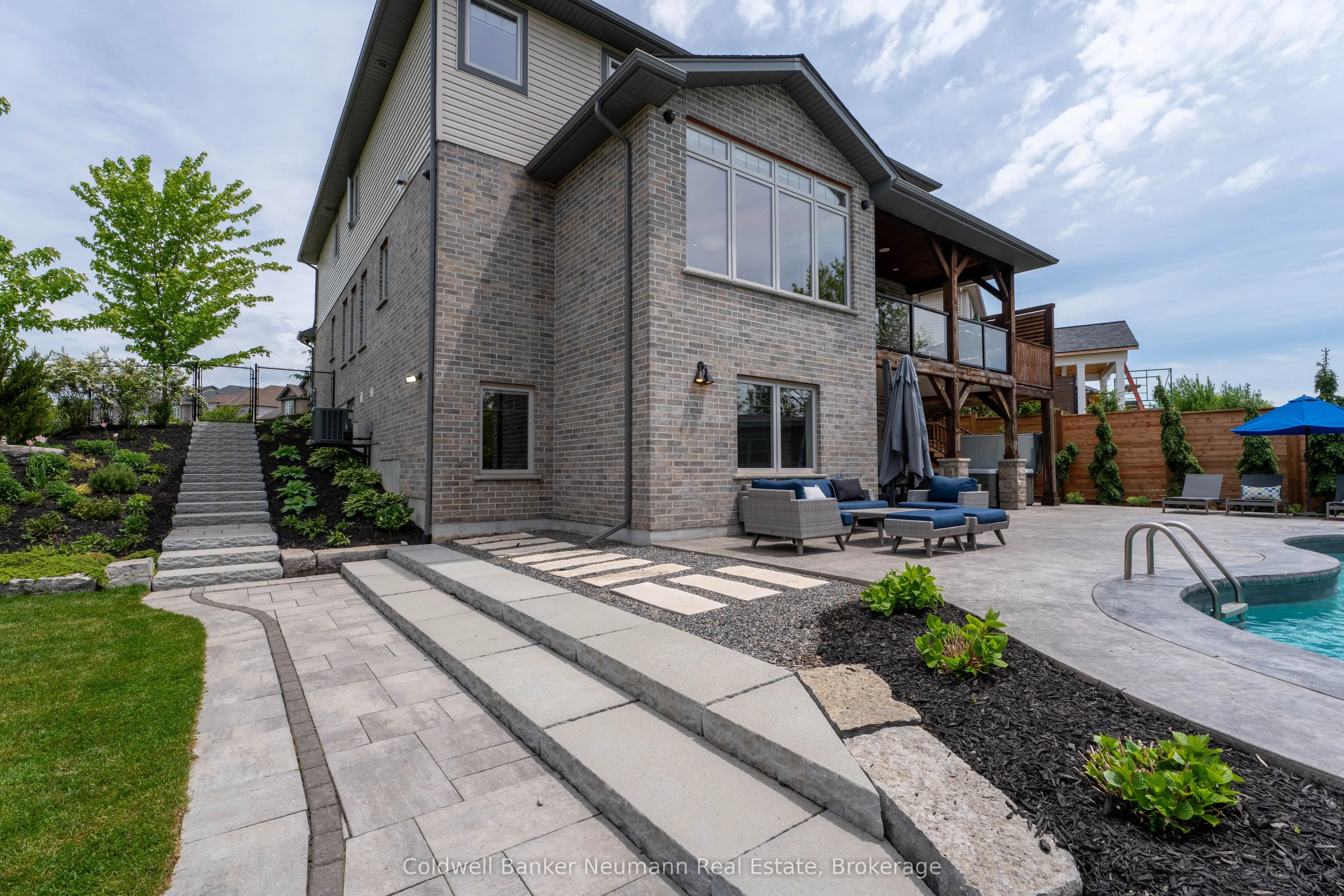 22 Hilltop Road