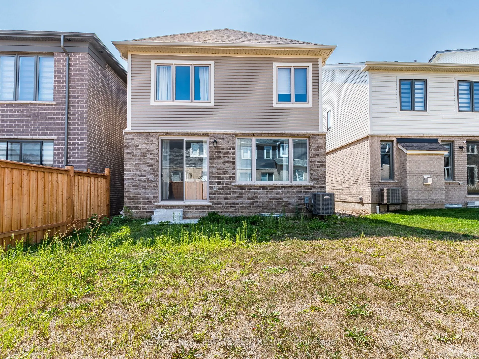 71 Routley Street