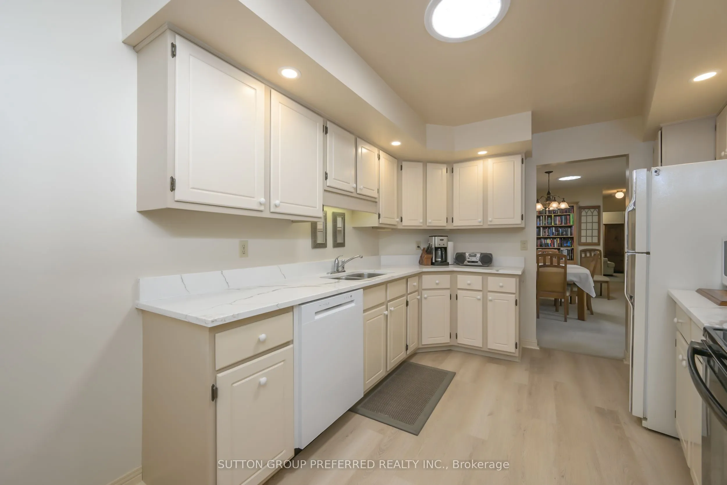50 Fiddlers Green Road, #51