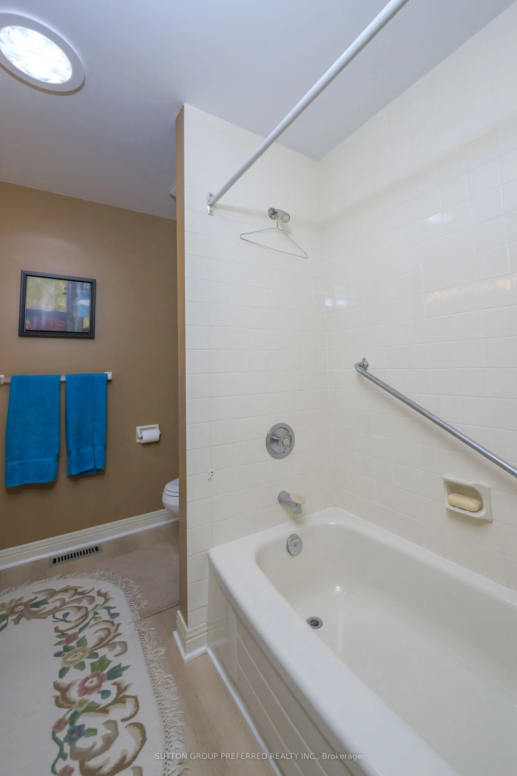 50 Fiddlers Green Road, #51