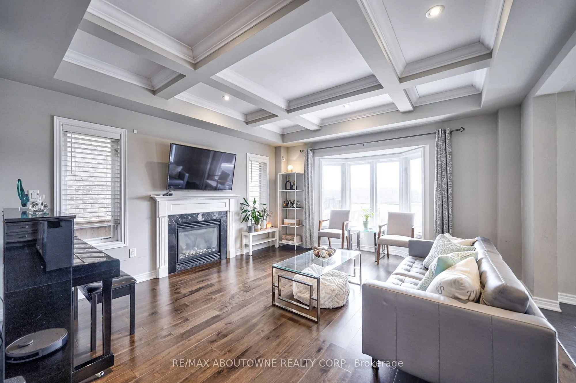 195 Greti Drive, #Upper