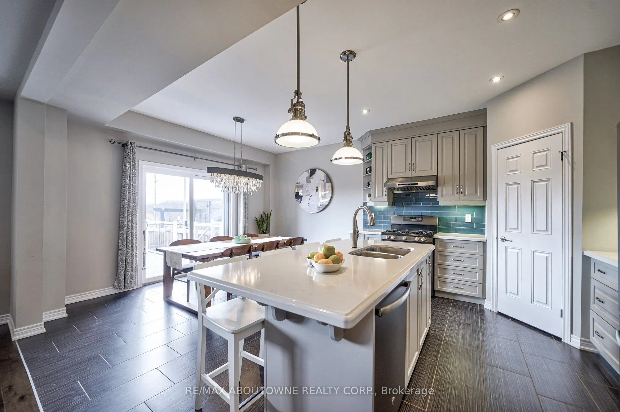 195 Greti Drive, #Upper