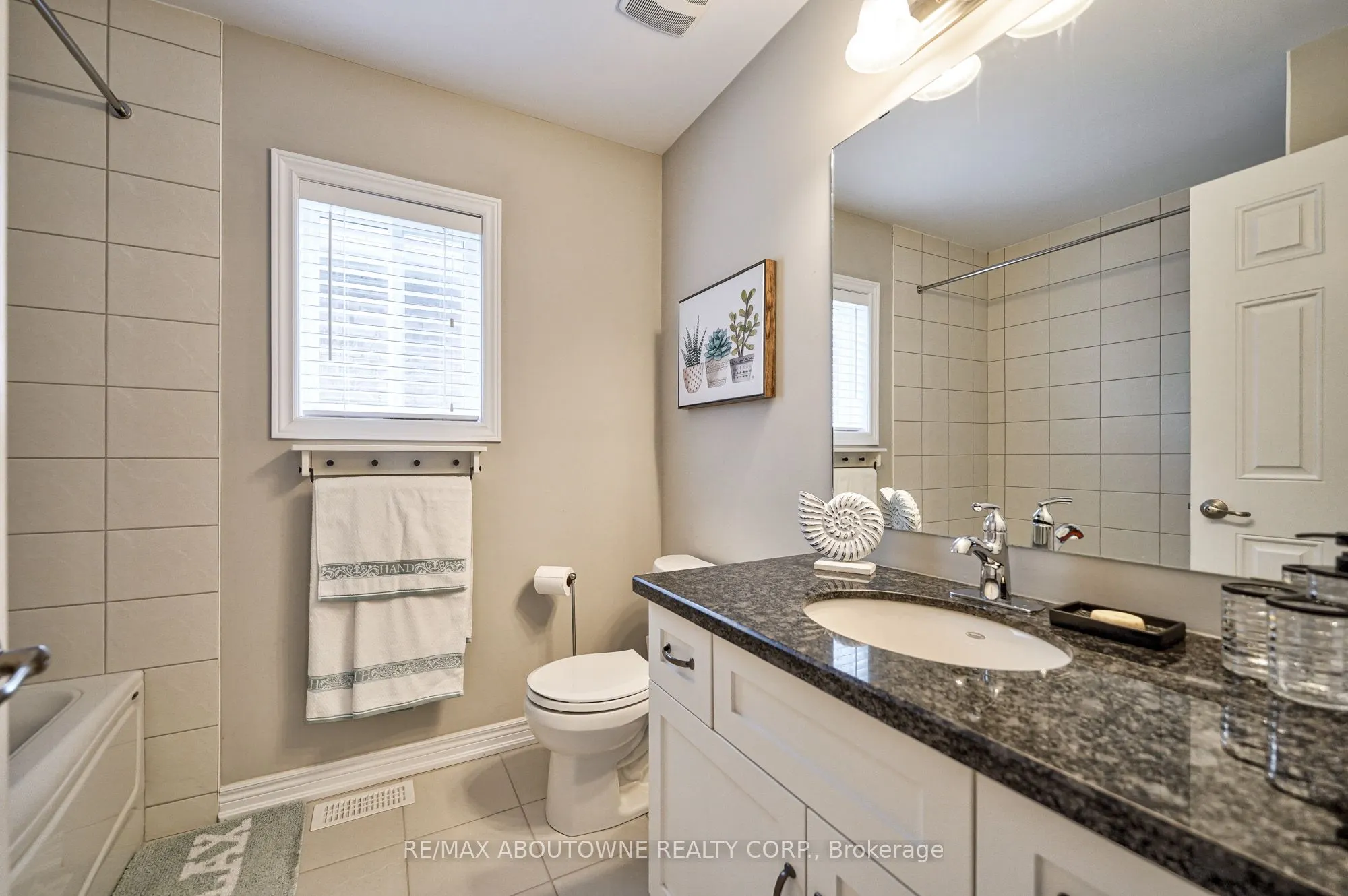 195 Greti Drive, #Upper