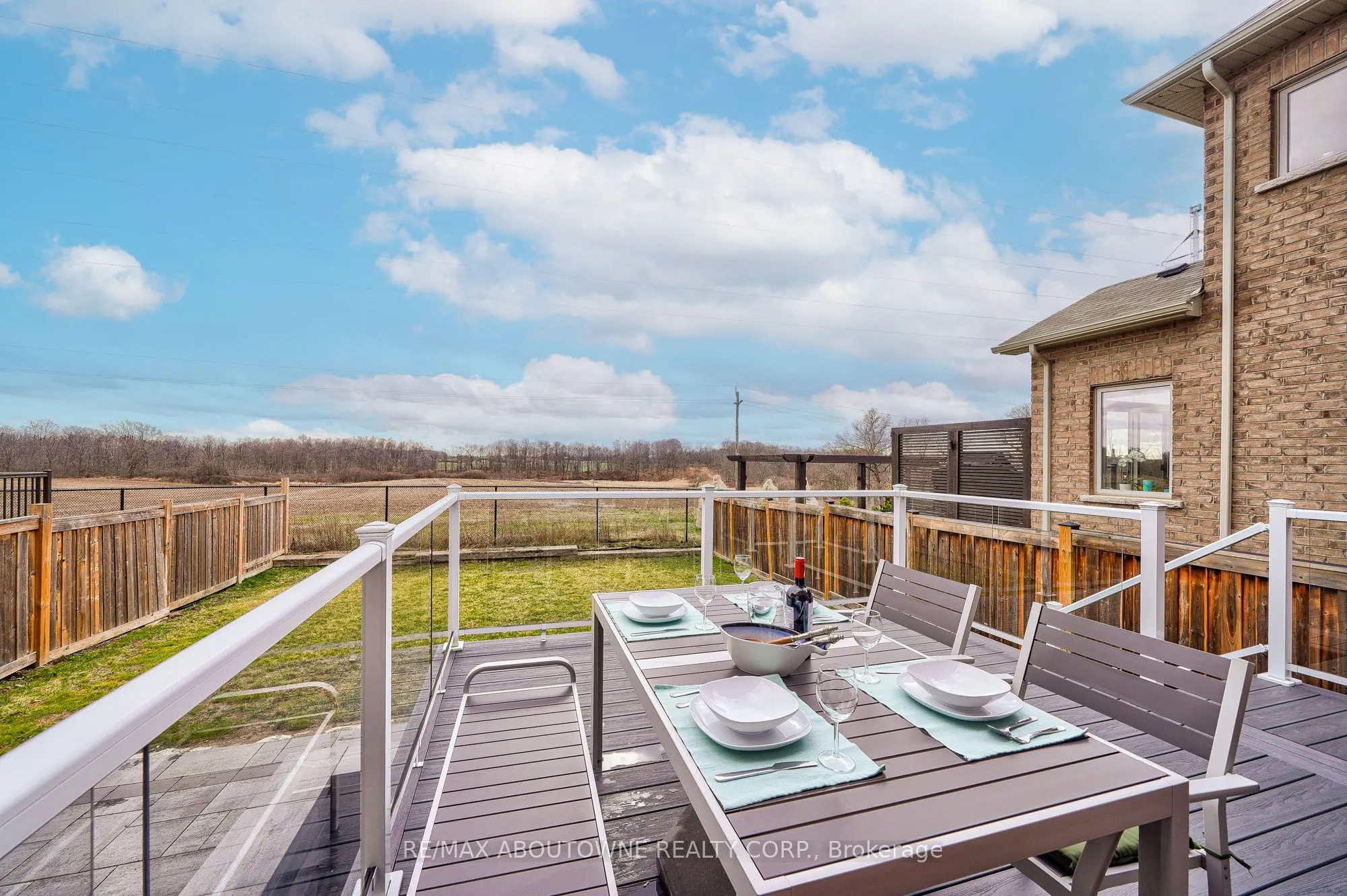 195 Greti Drive, #Upper