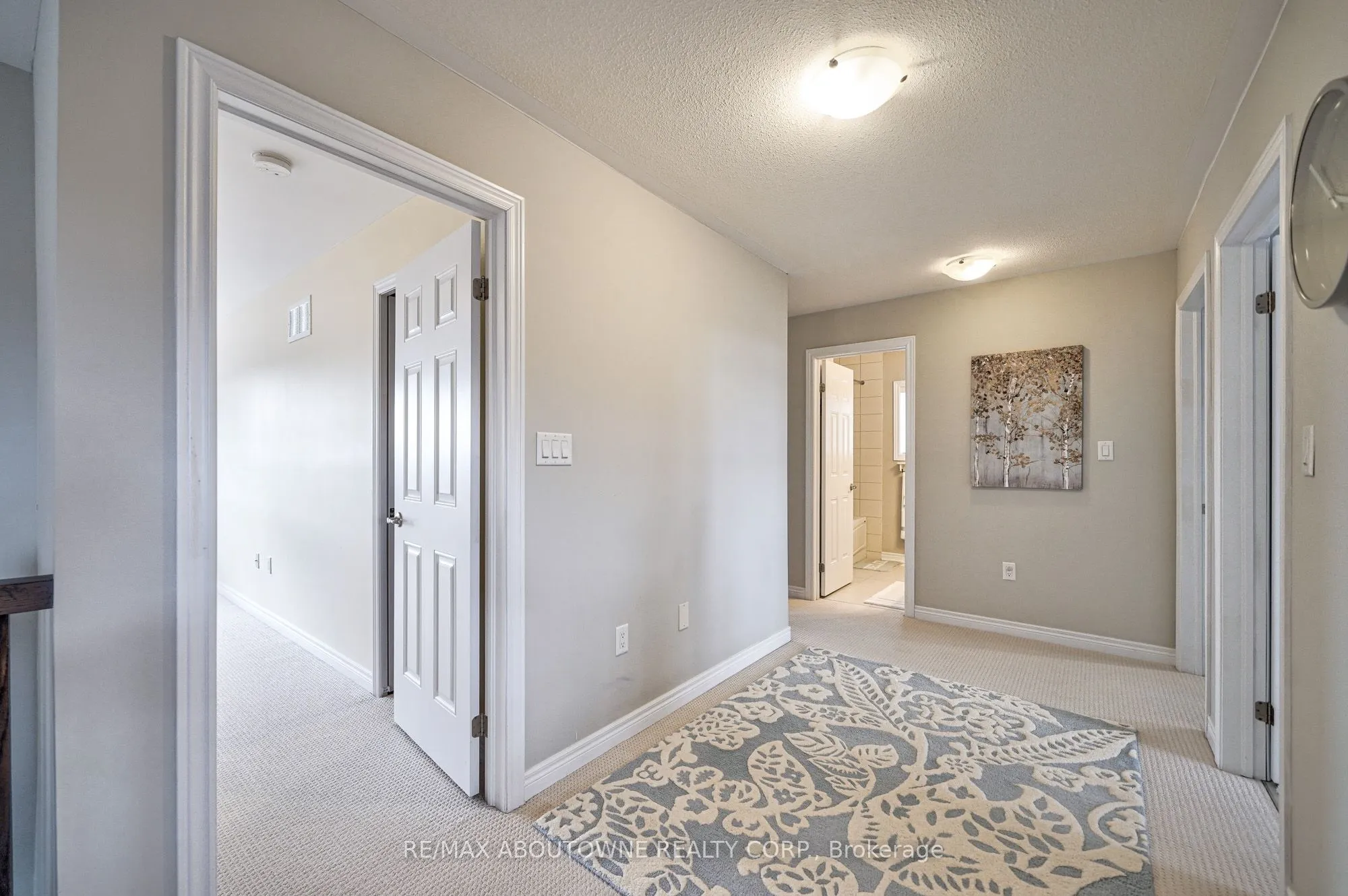195 Greti Drive, #Upper