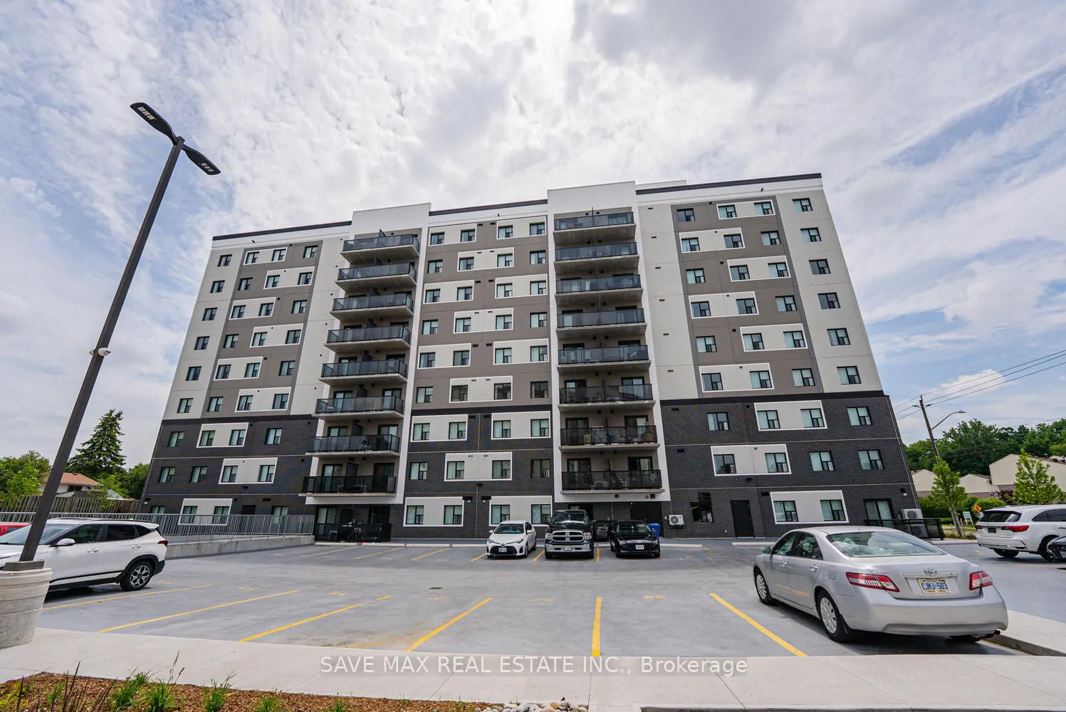 595 Strasburg Road, #208