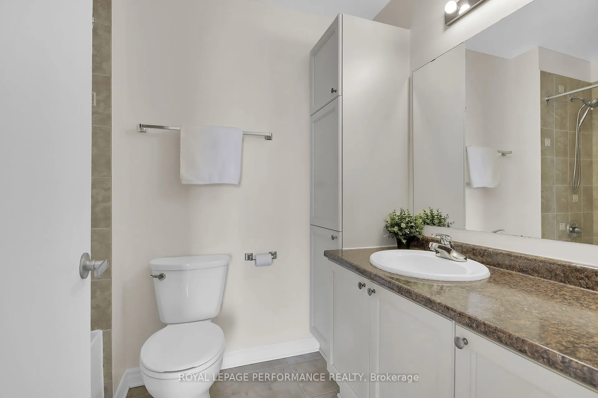 70 Landry Street, #1807