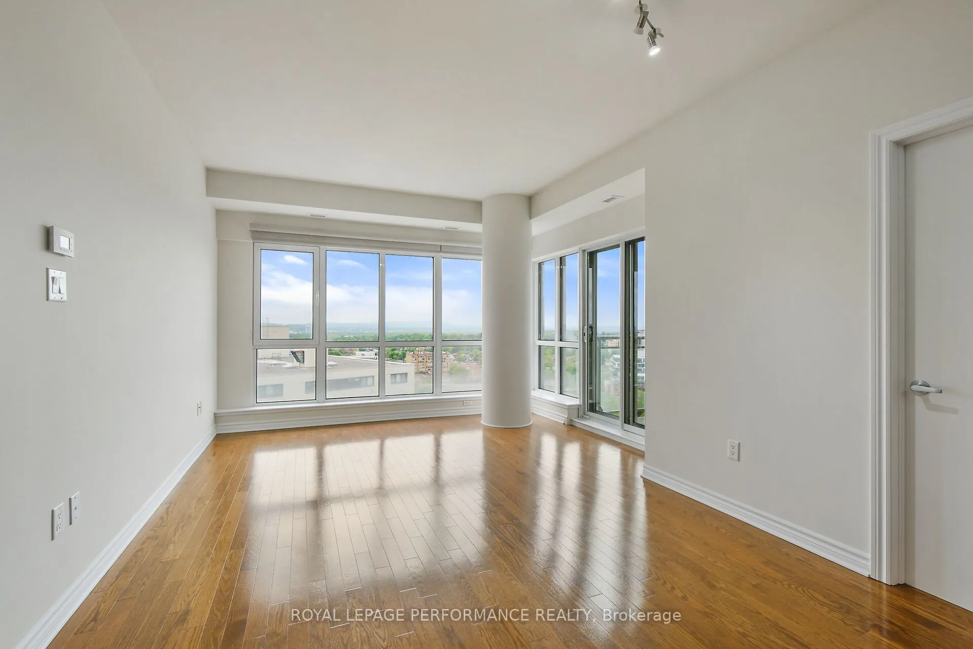 70 Landry Street, #1807
