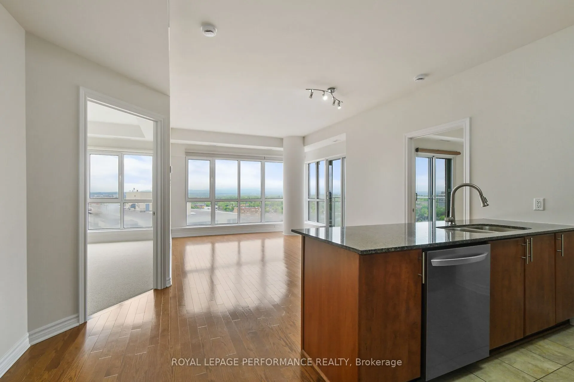 70 Landry Street, #1807