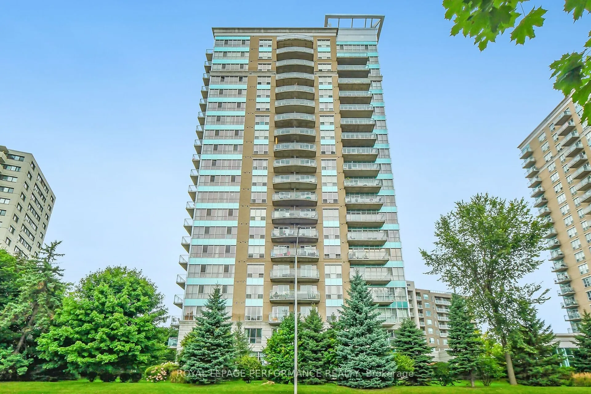 70 Landry Street, #1807